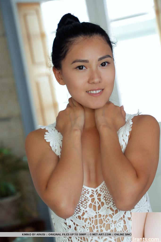 Kimiko – Đưa tóc lên trong khi khoe âm hộ khỏa thân (16p) - Ảnh 4