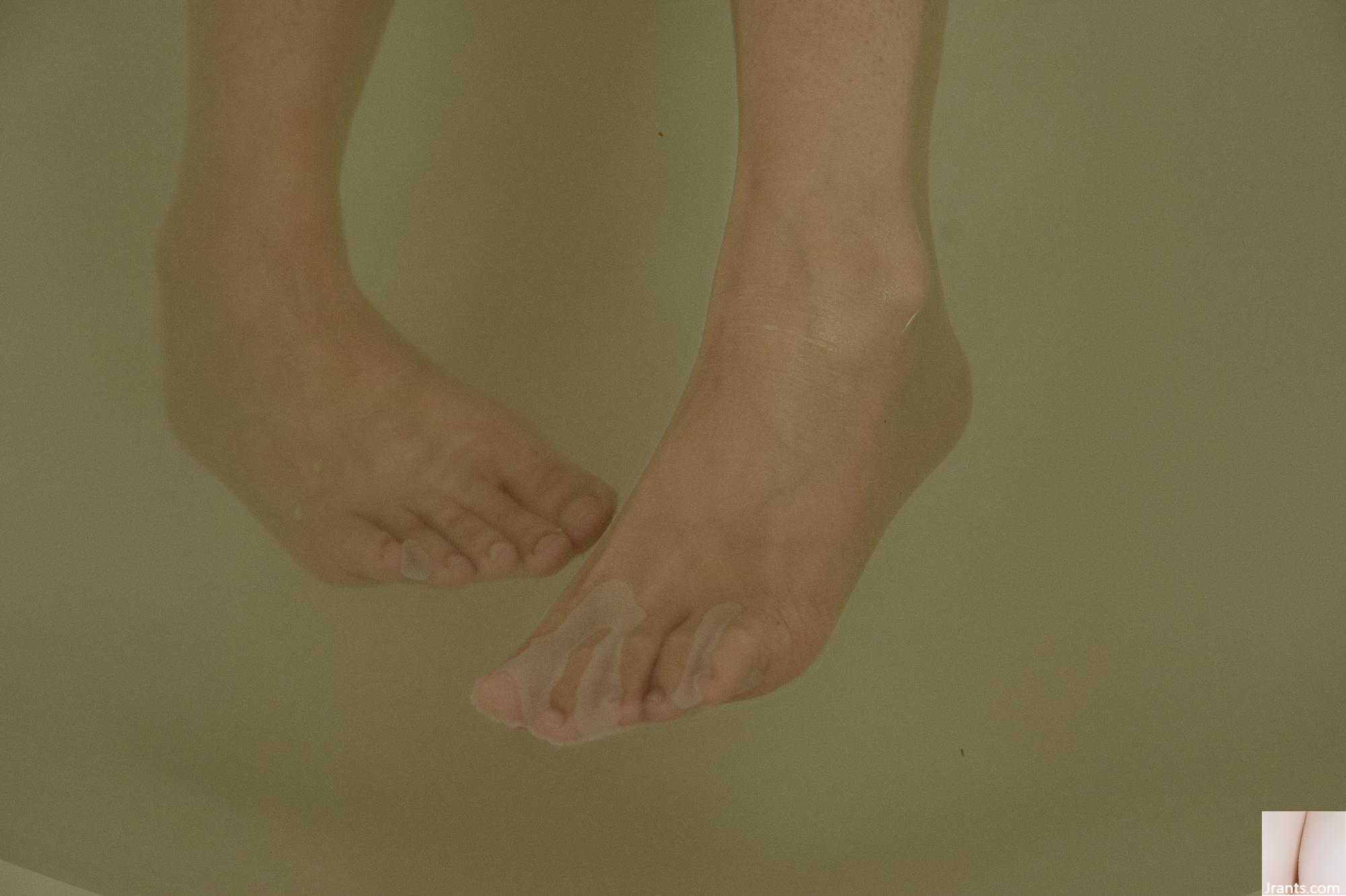 Zz lóa mắt “ra khỏi bồn tắm” (27p) - Ảnh 14