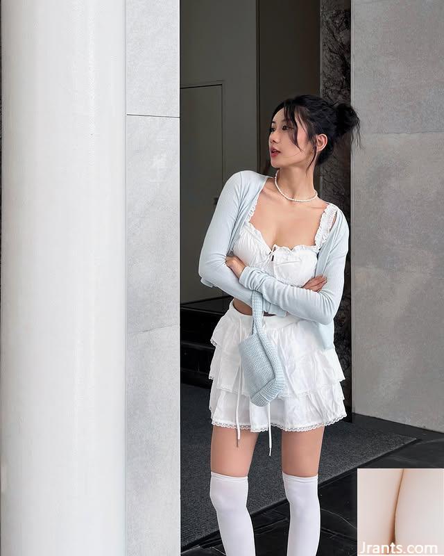 Charm “Peggy” chạm trán (10p)