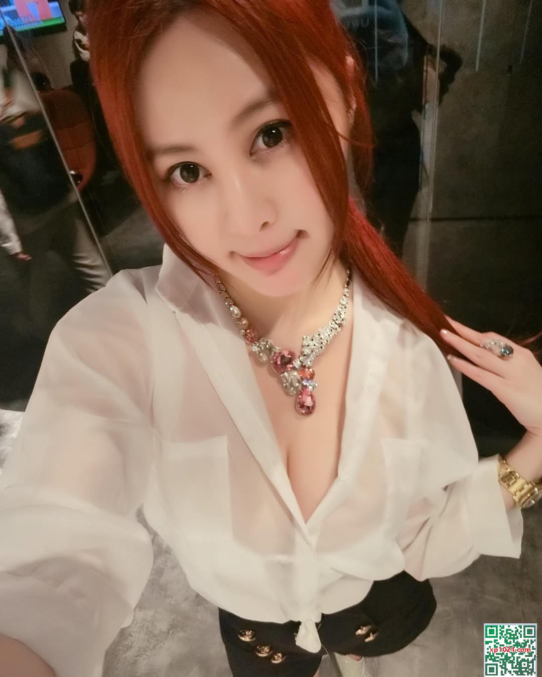 “Kelly Zhang Yongxin” Bộ ngực đầy đủ với các rãnh trắng tuyết sâu (20p) - Ảnh 7