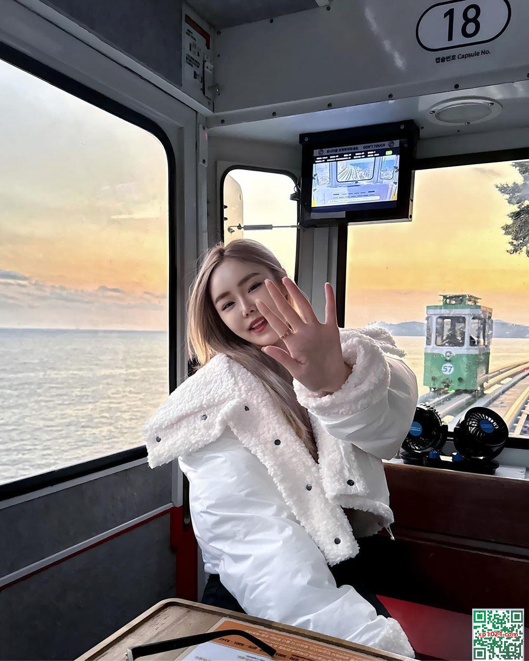 “Hua Hua” Cơ thể công bằng là siêu bắt mắt và Deep V siêu dữ dội và tất cả cơ thể bị lộ (21p) - Ảnh 3