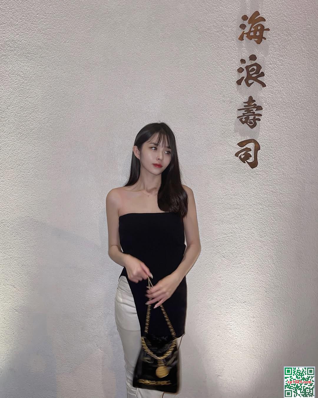 “Li Xin” Bộ ngực đầy đủ và đẹp không thể che giấu đôi chân quyến rũ của họ (25p) - Ảnh 4