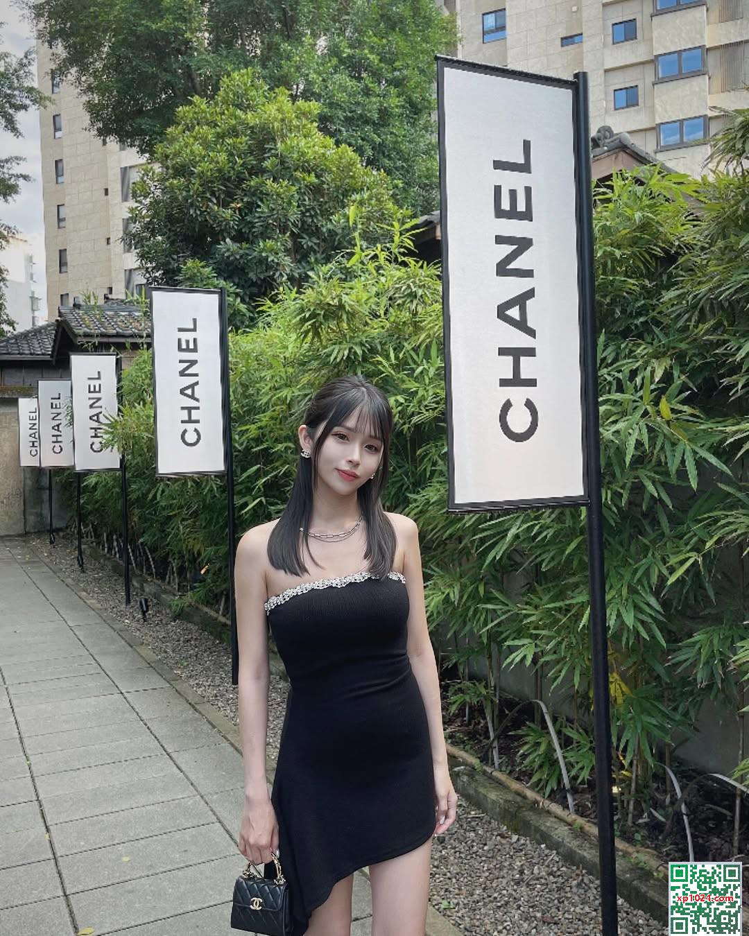 “Li Xin” Bộ ngực đầy đủ và đẹp không thể che giấu đôi chân quyến rũ của họ (25p) - Ảnh 6