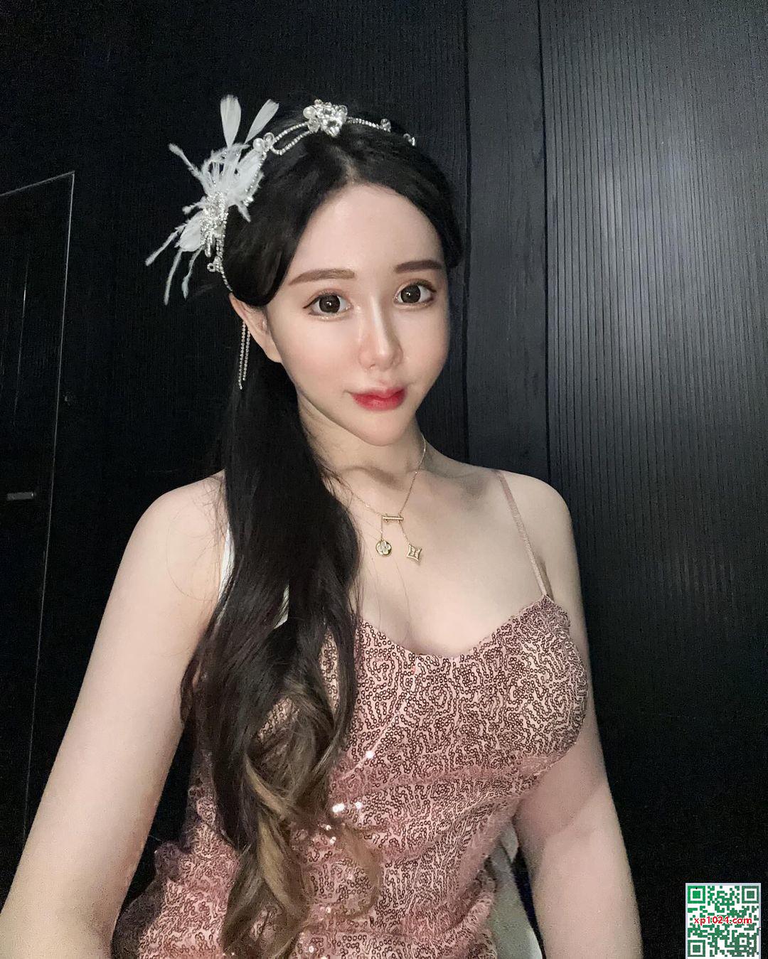 Một cô gái xinh đẹp với một nhân vật hàng đầu “Miki_miki” (21p) - Ảnh 18