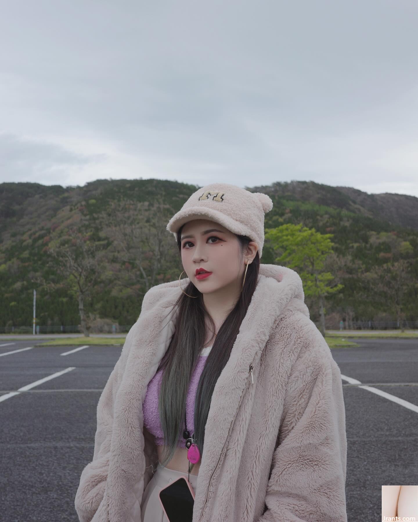 “Fenfen” Bộ ngực cắt thấp thực sự hoàn hảo (27p) - Ảnh 8