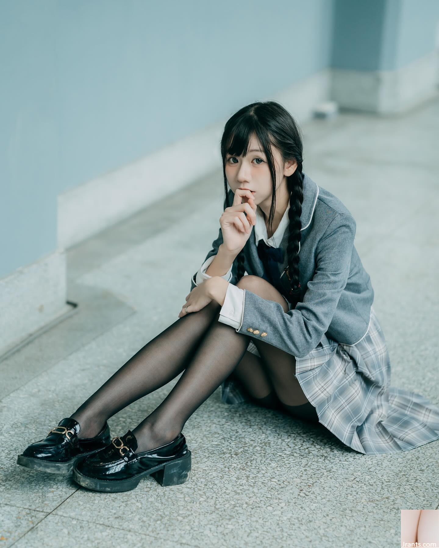 “Bánh khoai tây” Hình dáng đẹp không thể phủ đầy chân và Taiji (23p)