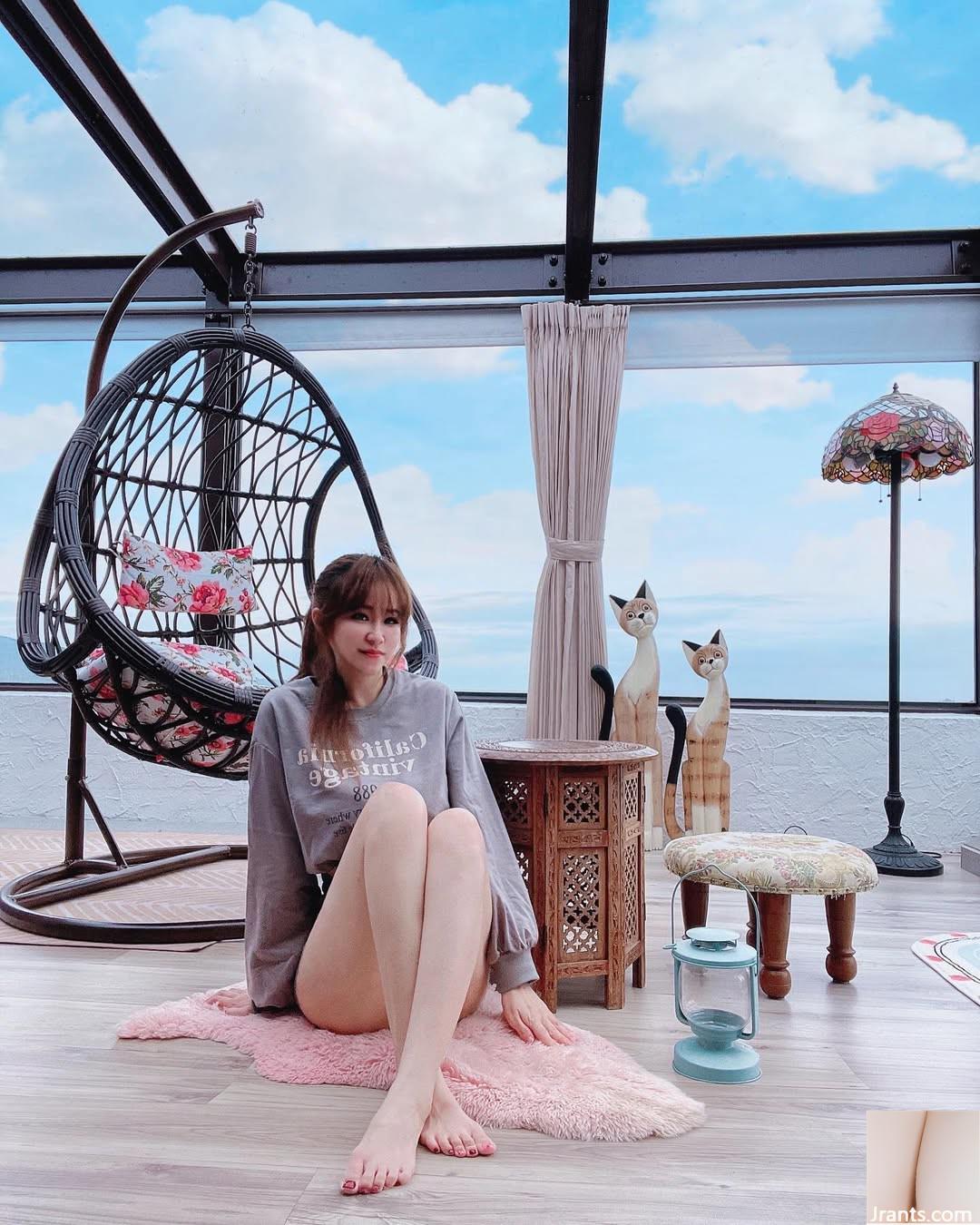 “Yuyuyu” Cơ thể có làn da công bằng là siêu bắt mắt ….. Tôi vô tình rơi vào nó (21p)