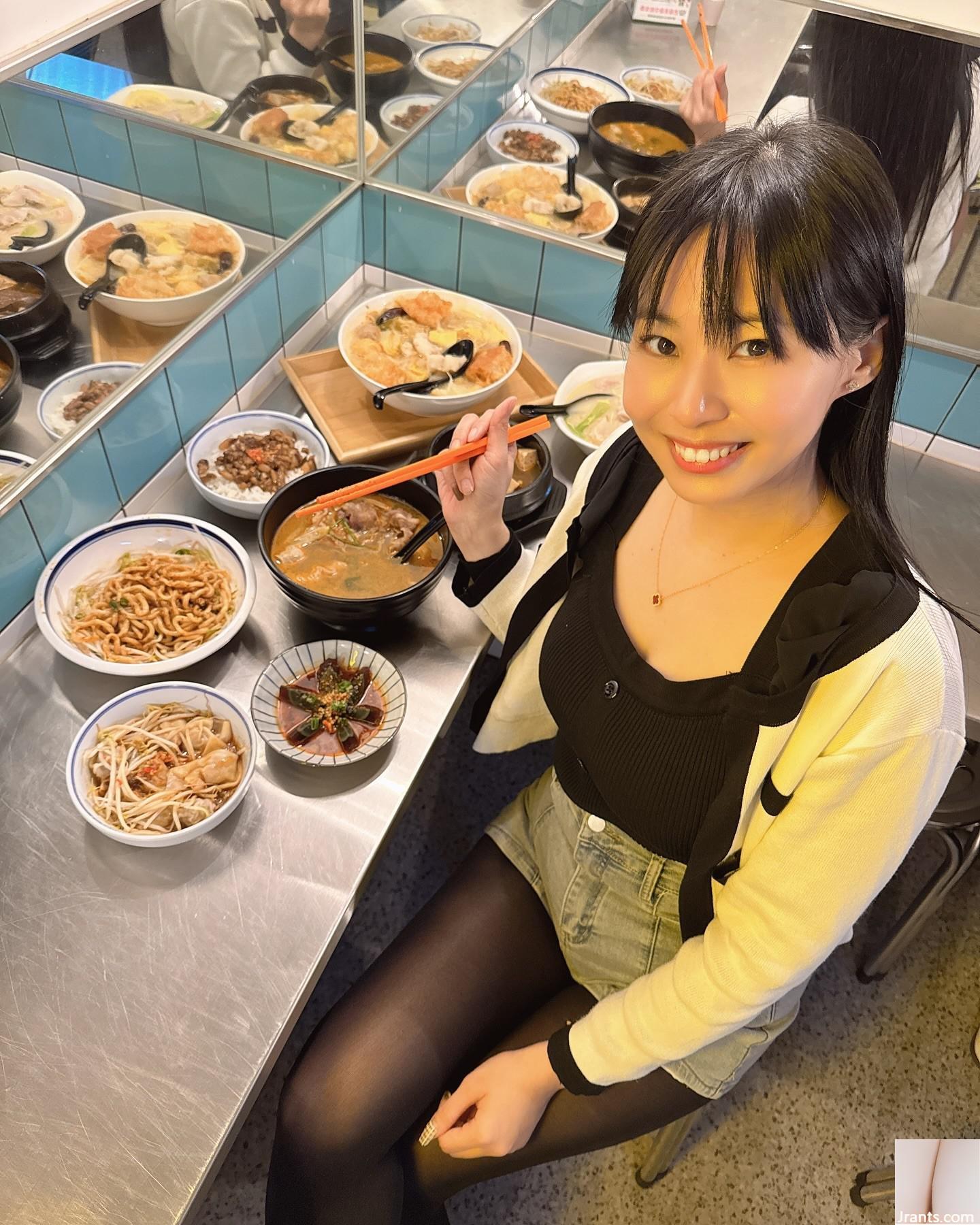 Không ai có thể chịu được sự cám dỗ “ni ni” có một cơ thể cám dỗ ẩn dưới khuôn mặt thuần khiết của cô (17p)