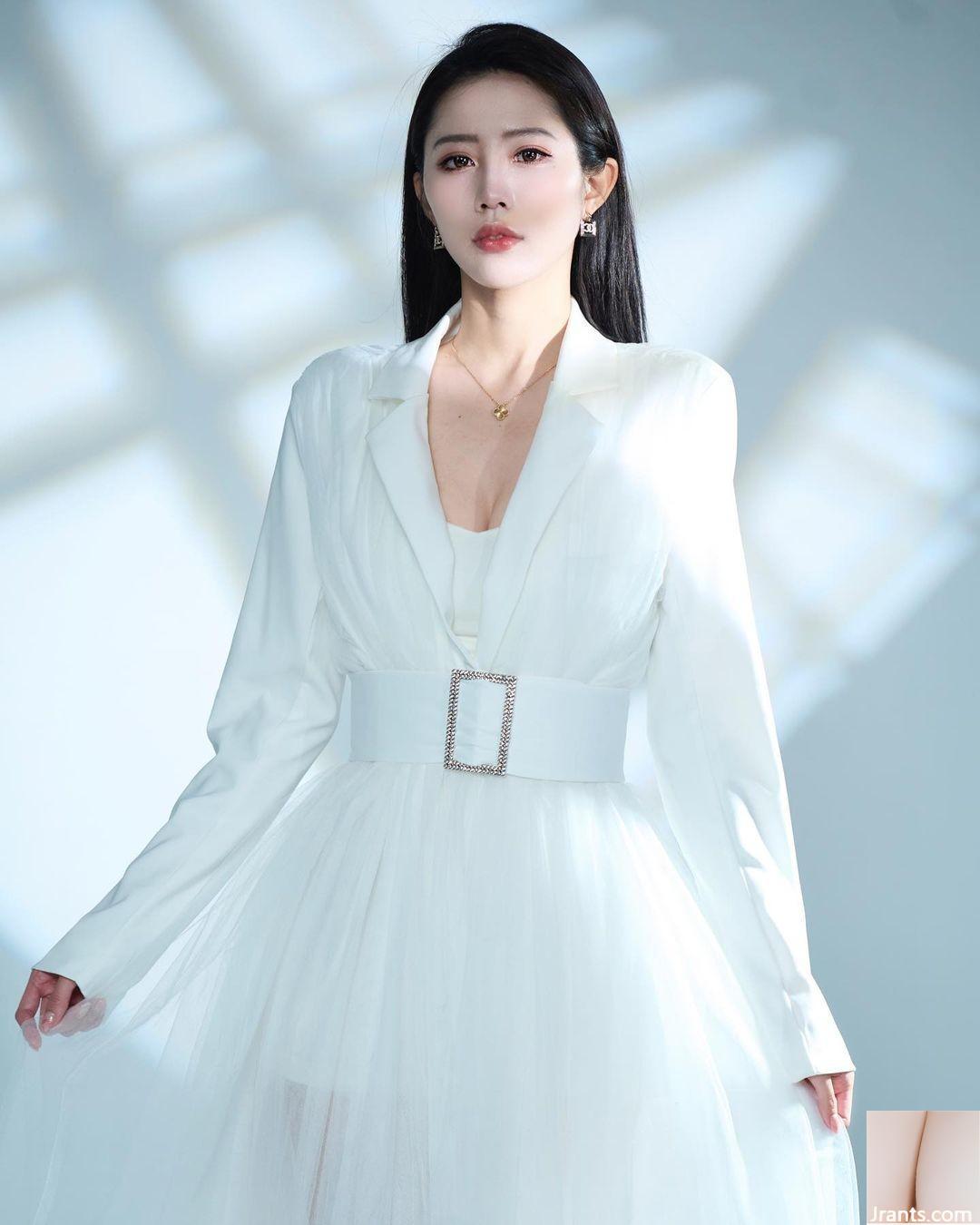 “Feng_ling” phát sóng cơ thể tốt nhất (21p) - Ảnh 2