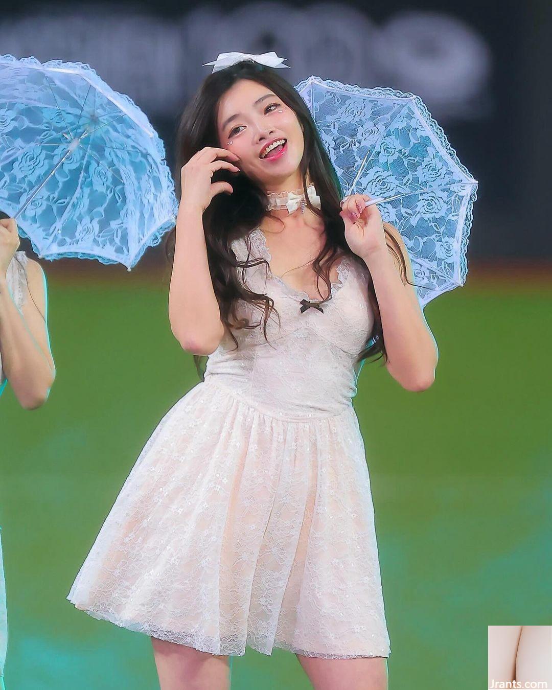 “Ququ” thể hiện cơ thể của quỷ, tỷ lệ đẹp và bắt mắt (14p) - Ảnh 11