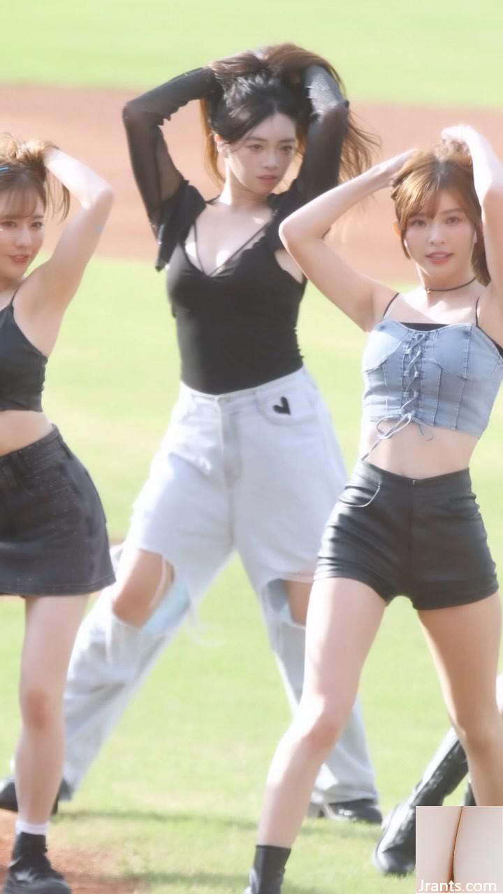 “Ququ” thể hiện cơ thể của quỷ, tỷ lệ đẹp và bắt mắt (14p) - Ảnh 14