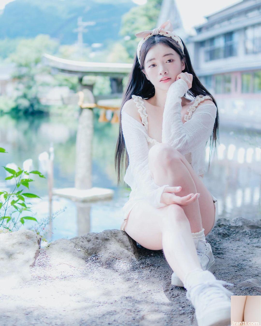 “Ququ” thể hiện cơ thể của quỷ, tỷ lệ đẹp và bắt mắt (14p) - Ảnh 9