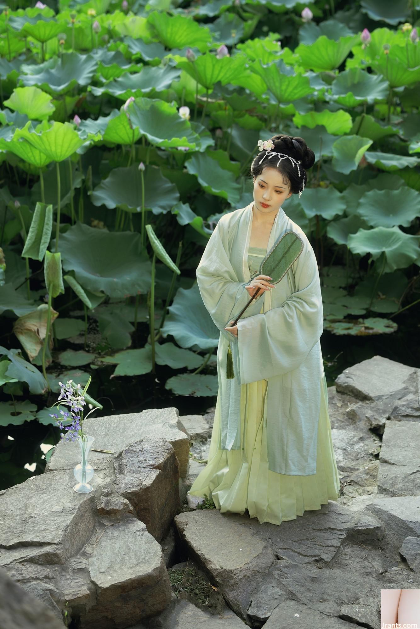 Quay lại Zhou Fang Jiajia (22p) - Ảnh 17