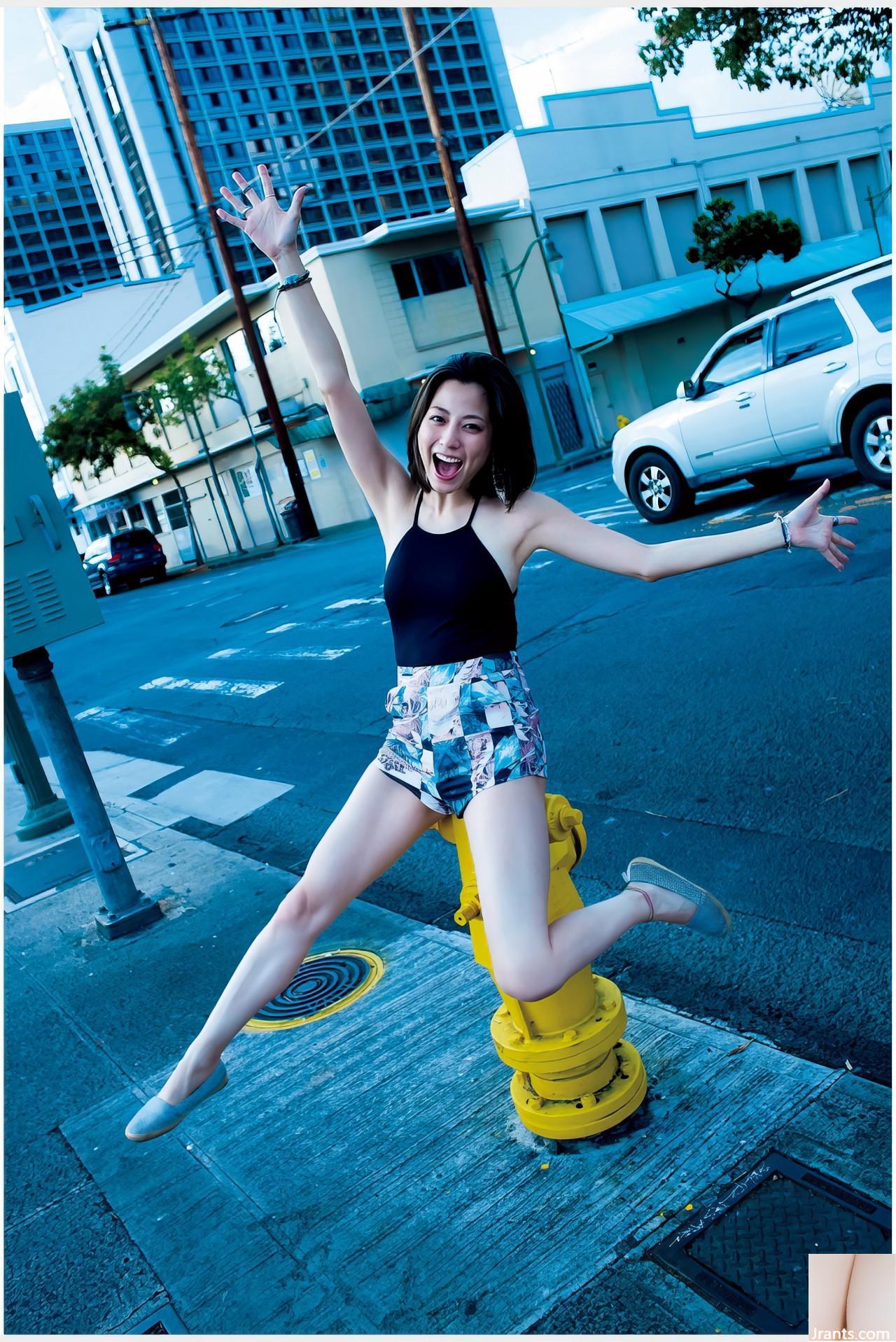 (Suzumoto Yumi) Bộ ngực tròn sắp khoe thân trên bầu trời (32p) - Ảnh 9