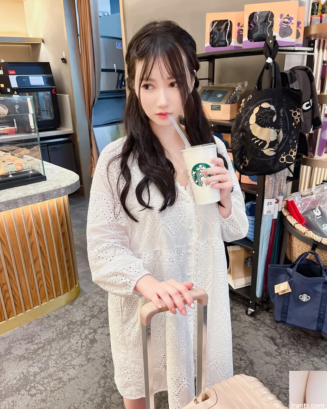 “Yuan Yuwen” có bộ ngực đầy đặn dưới vẻ ngoài ngọt ngào (23p) - Ảnh 11