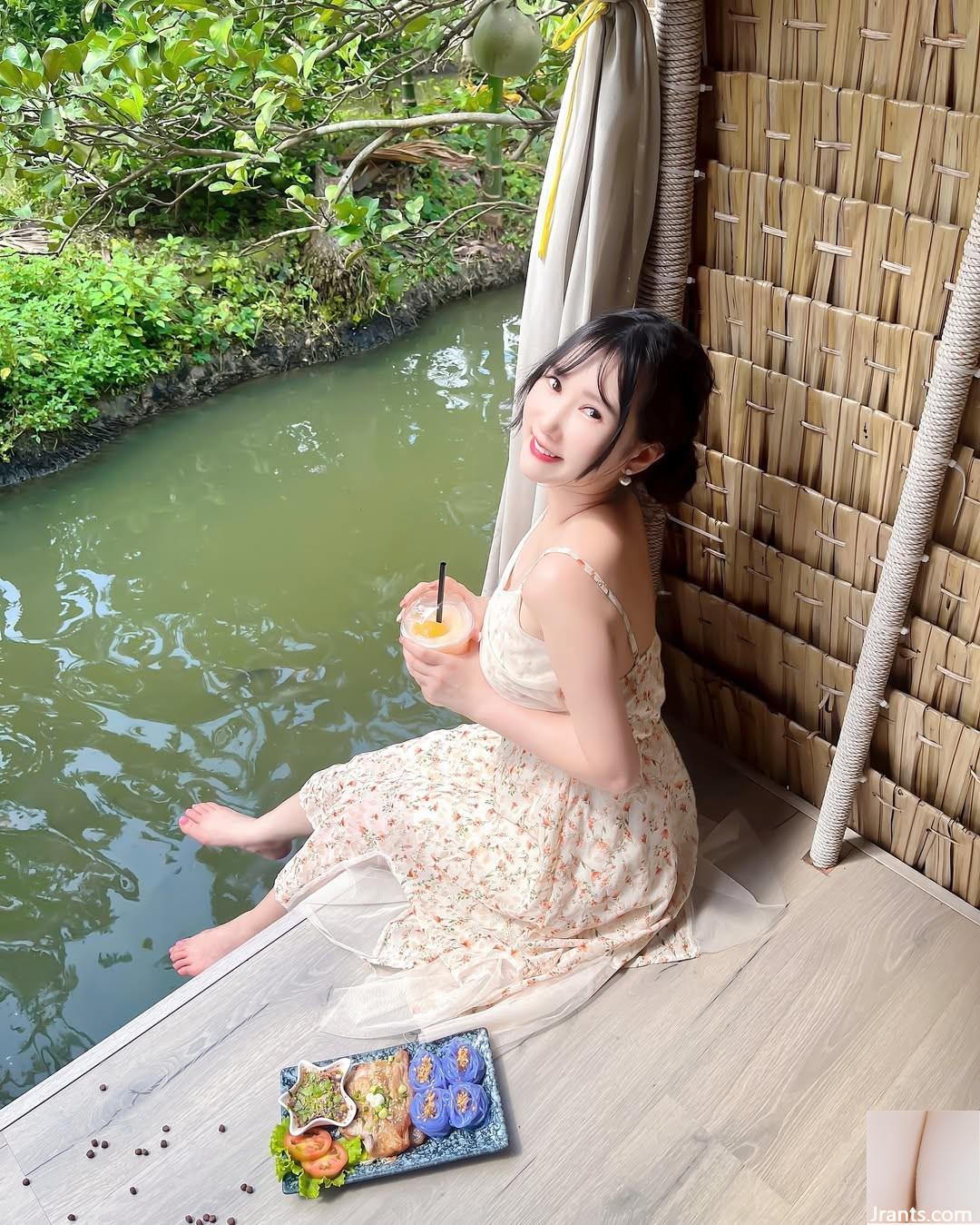 “Yuan Yuwen” có bộ ngực đầy đặn dưới vẻ ngoài ngọt ngào (23p) - Ảnh 12