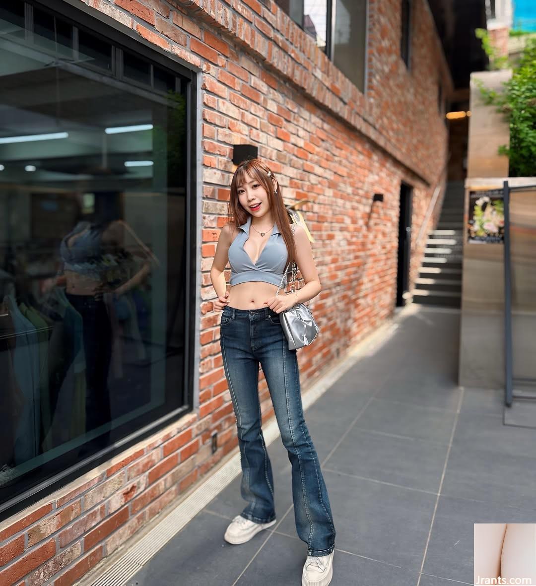 Mô hình ngựa nhỏ “Joyce” đồ lót tiếp xúc với vú (23p) - Ảnh 8