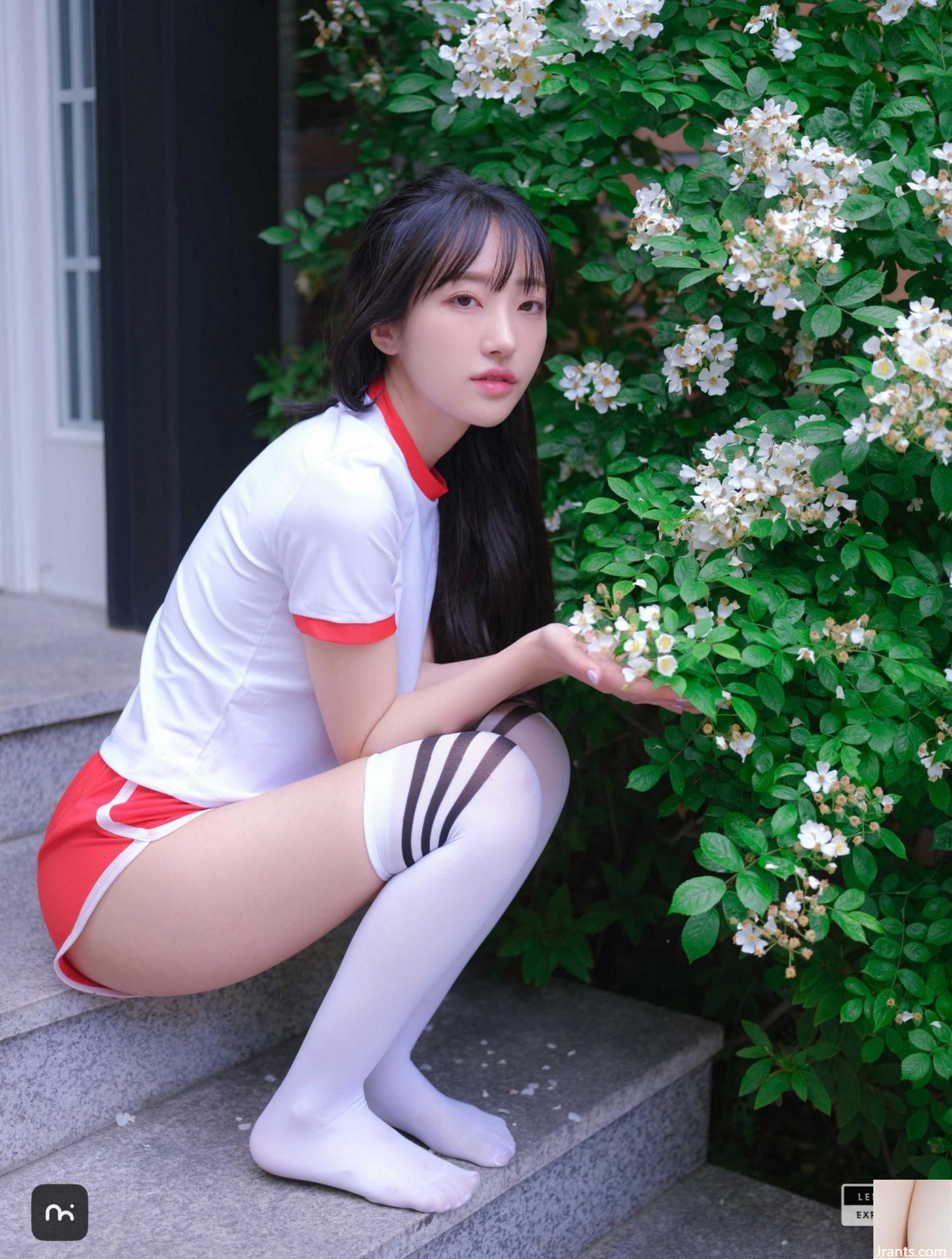 Mô hình tôi từng là một người mẫu trẻ với nhãn album (23p) - Ảnh 6