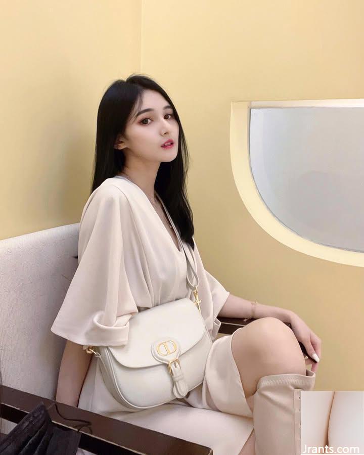 “Qrra_qua” đã vô cùng xúc động từ cái nhìn đầu tiên và ngày càng tức giận hơn (20p) - Ảnh 16