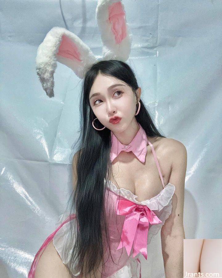 “Peach Spotlight” Thang đo ảnh của Nữ thần xinh đẹp là không giới hạn (35p) - Ảnh 9