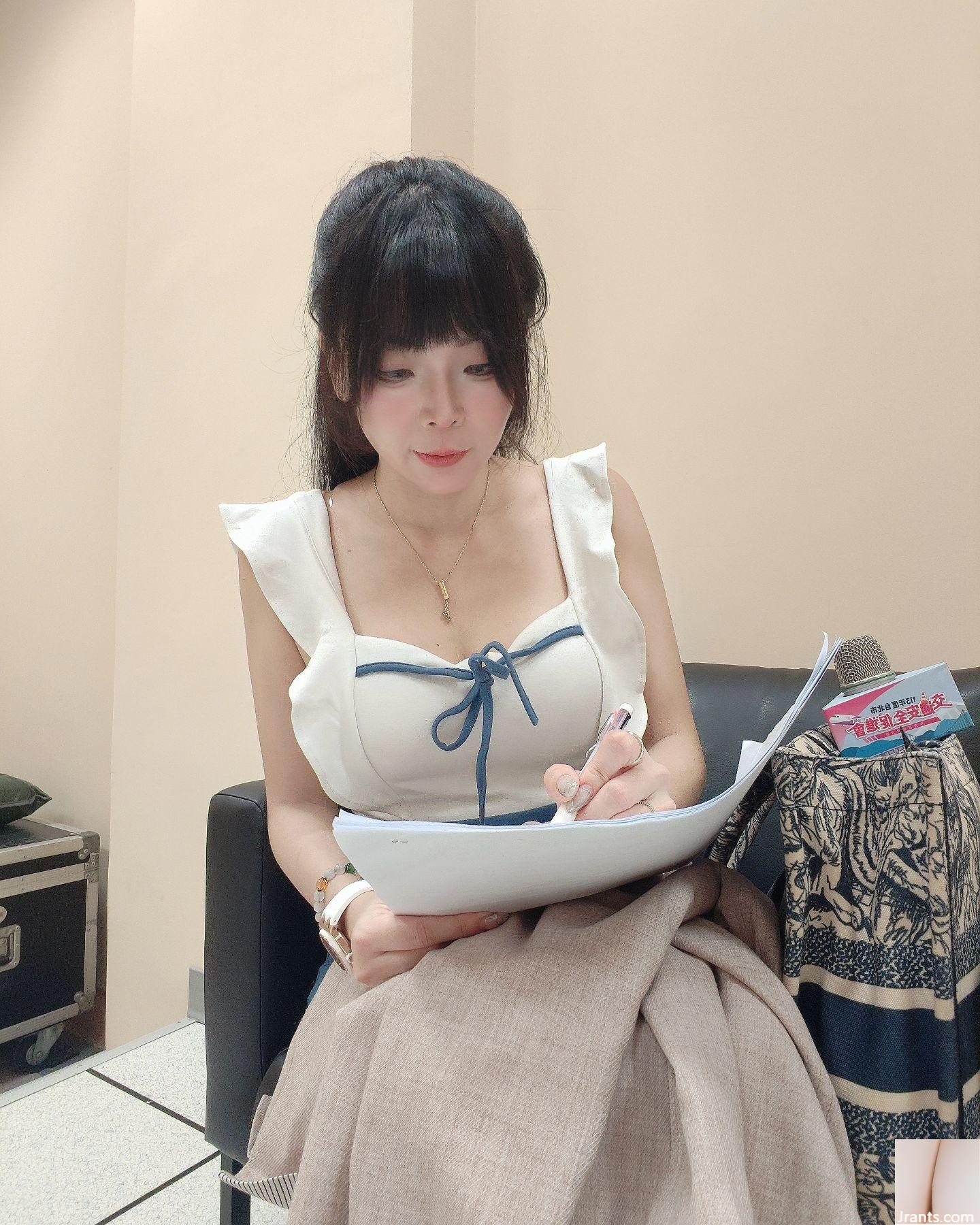 Cô gái trẻ chân dài “Maggie sexy người yêu” hươu đau lòng (23p) - Ảnh 2