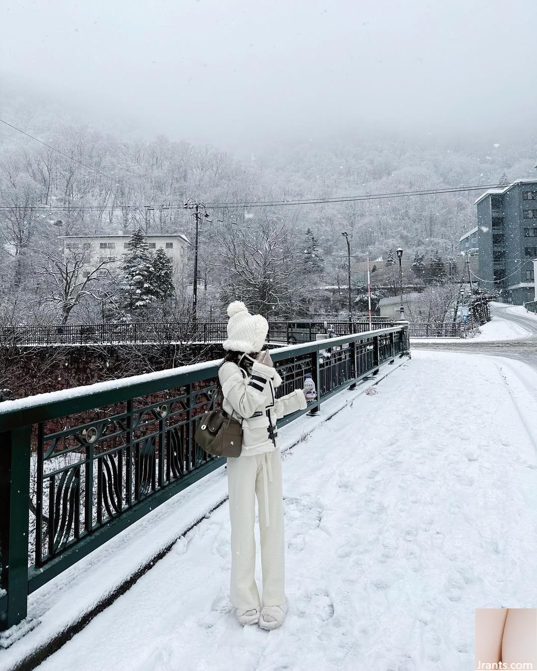 Da trắng tuyết cho thấy sự hấp dẫn và gợi cảm “dễ thương” toàn bộ vẻ ngoài gợi cảm (20p) - Ảnh 16