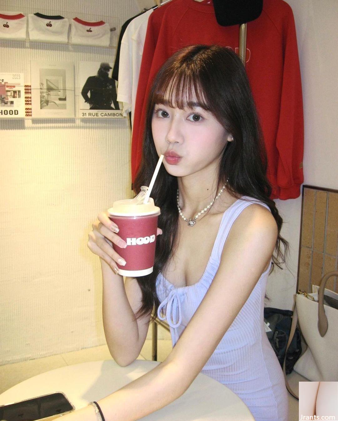 “Joan” ngọt ngào và gợi cảm và hấp dẫn (21p) - Ảnh 18