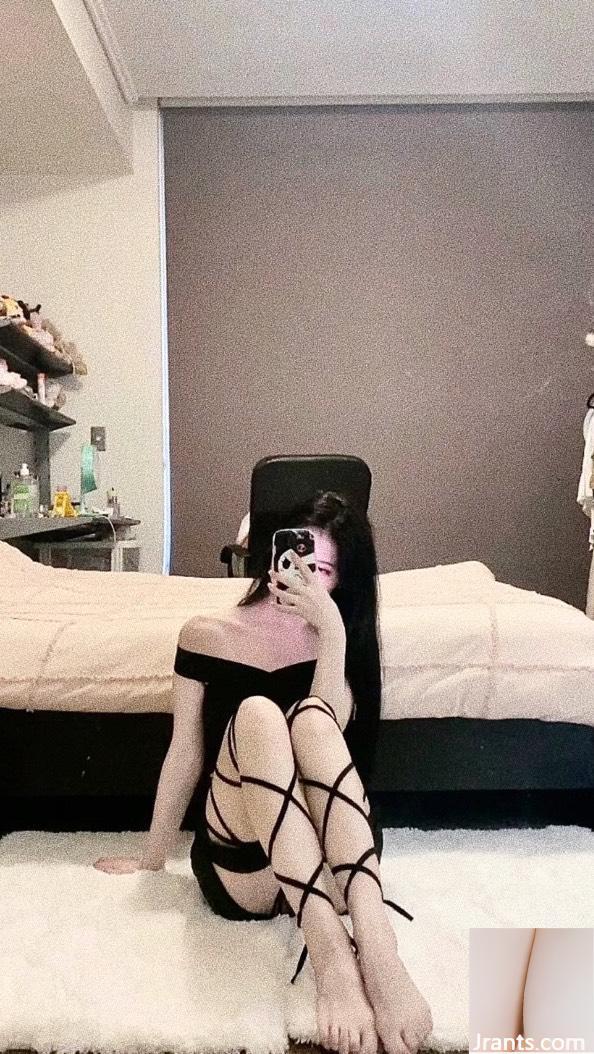 “A Little Pearl” Thanh niên Nhật Bản thể hiện quan điểm xấu xa (26p)