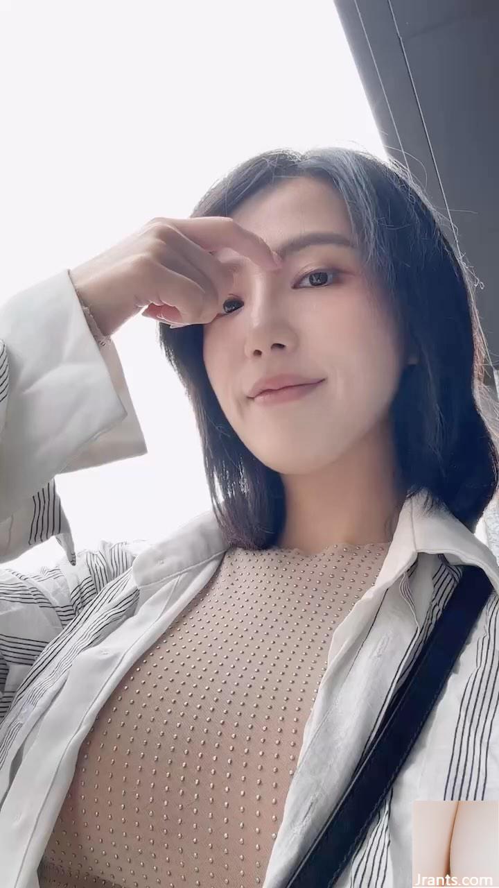 Người yêu lớn “Cali” Hot Body đầy đủ và nhiều thông tin (27p) - Ảnh 5