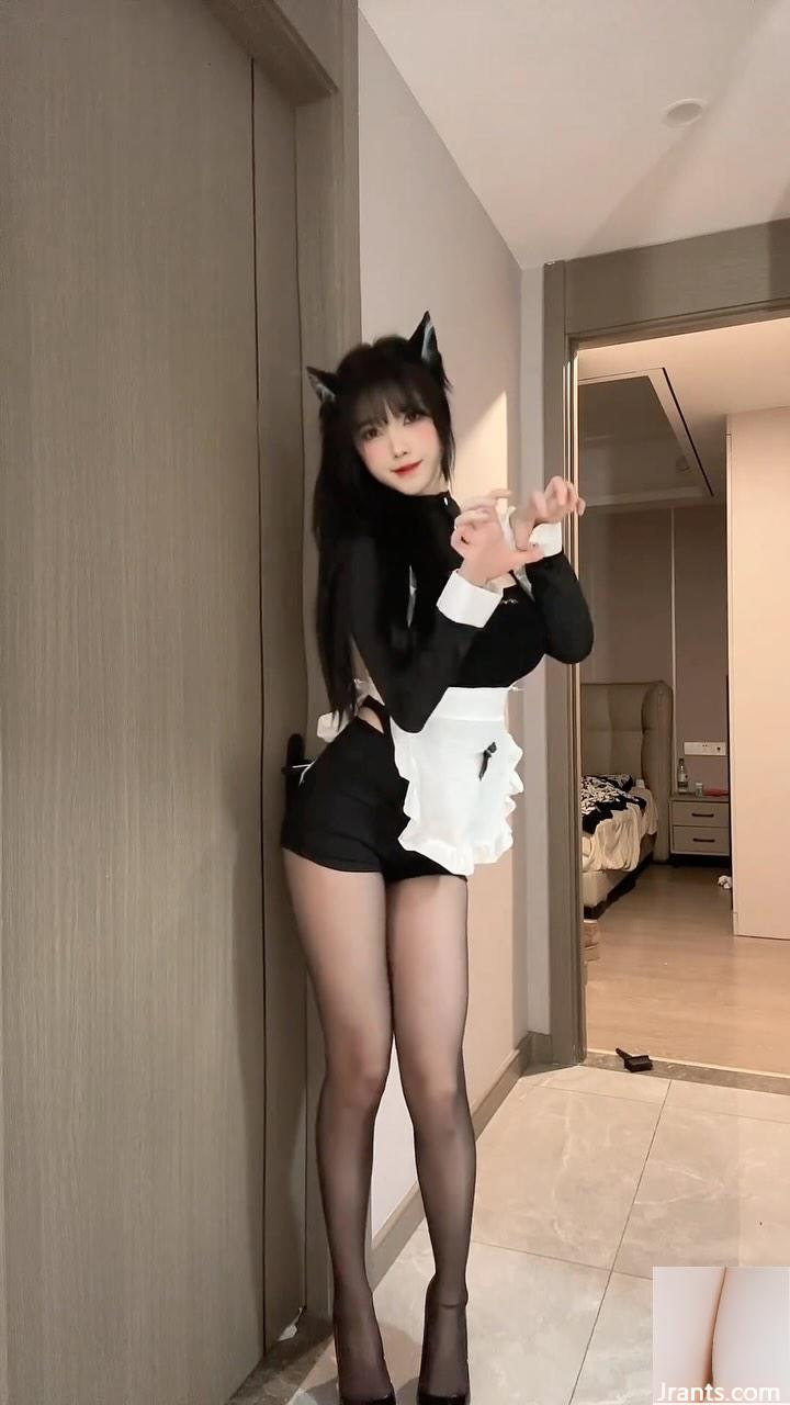 Người đẹp trực tuyến gợi cảm “Lin Dang” có một con số bất khả chiến bại (22p) - Ảnh 2