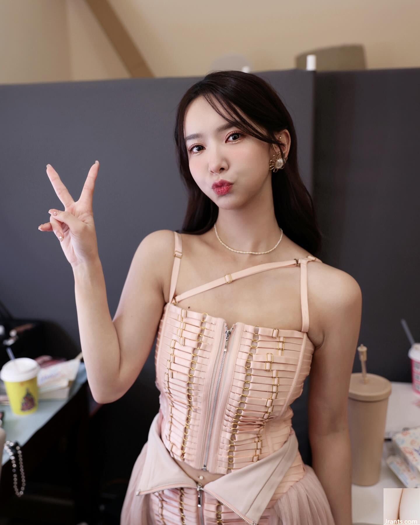 “Jang Yahan Kimi” bật lên với cả hai bộ ngực và ngã trong nháy mắt (18p) - Ảnh 16