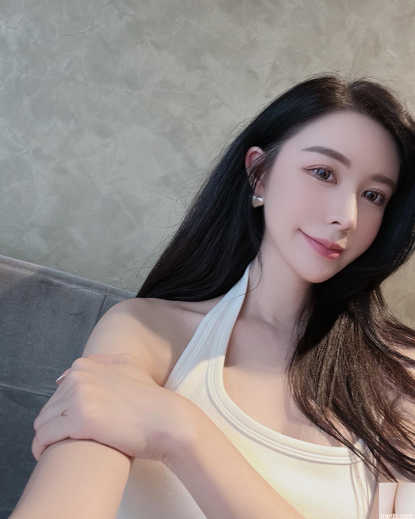 “Li li” là siêu cay và ngọt ngào và xinh đẹp đang yêu trực tiếp khi nhìn thấy nó (31p) - Ảnh 10