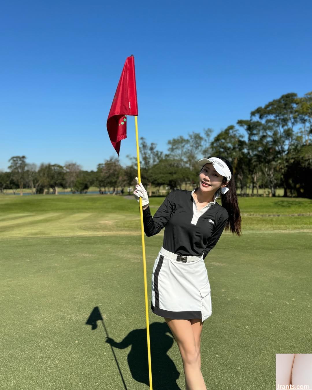 “Bit Ariel” Người cao tuổi trên ngực rất tuyệt vời và bắt mắt (26p)