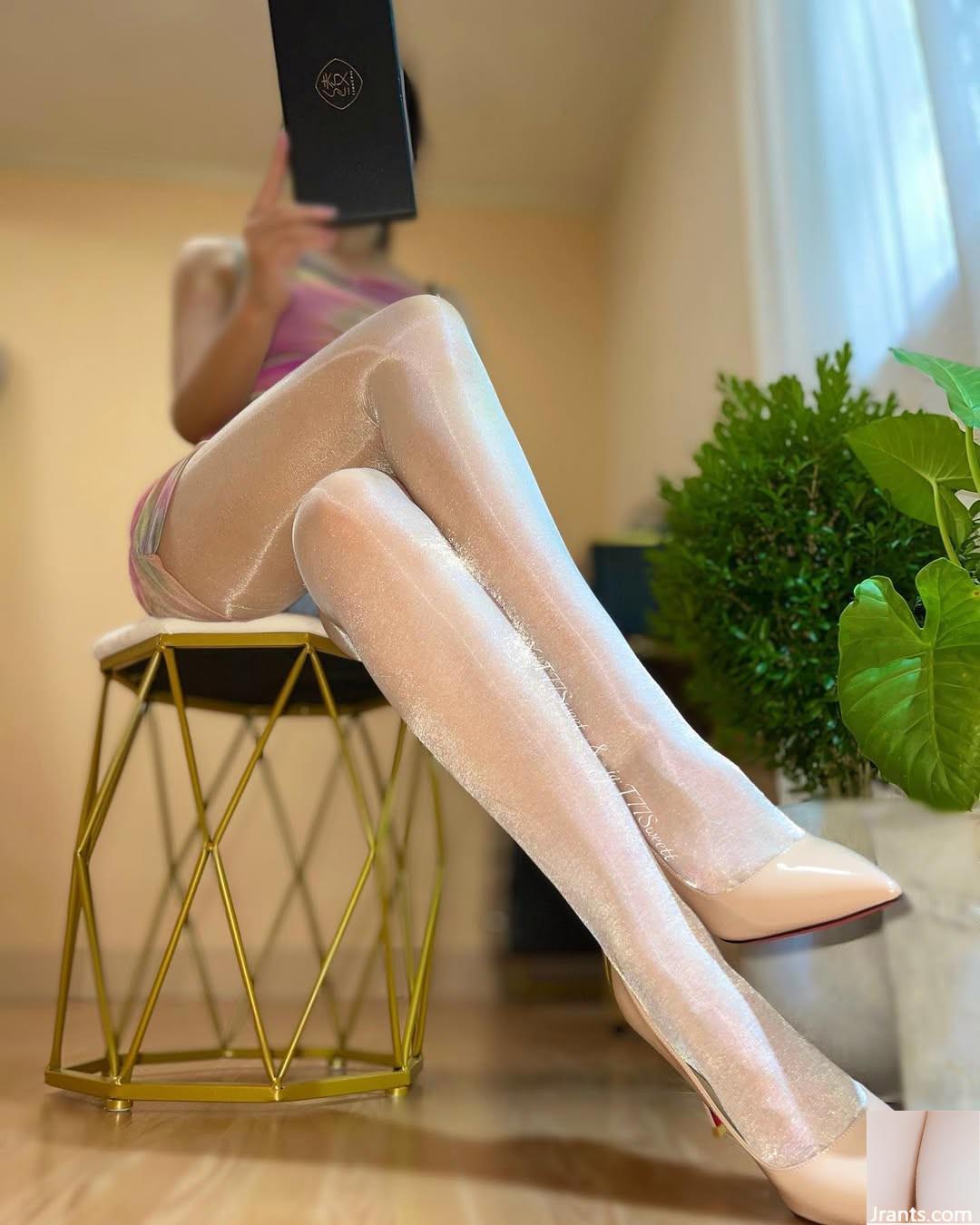 Vẻ đẹp “Sweet Qiqi” cực kỳ hấp dẫn và toát ra một sự quyến rũ mạnh mẽ (25p) - Ảnh 4