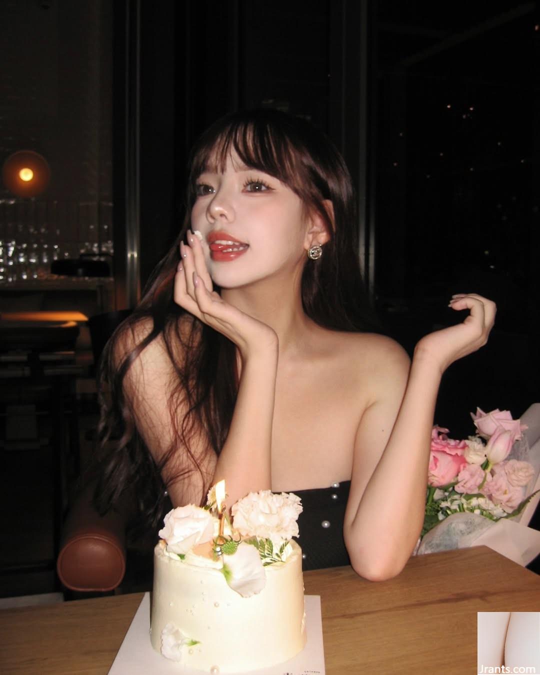 Nụ cười ngọt ngào “Annnnnnnn” có thân hình nóng bỏng (18p)