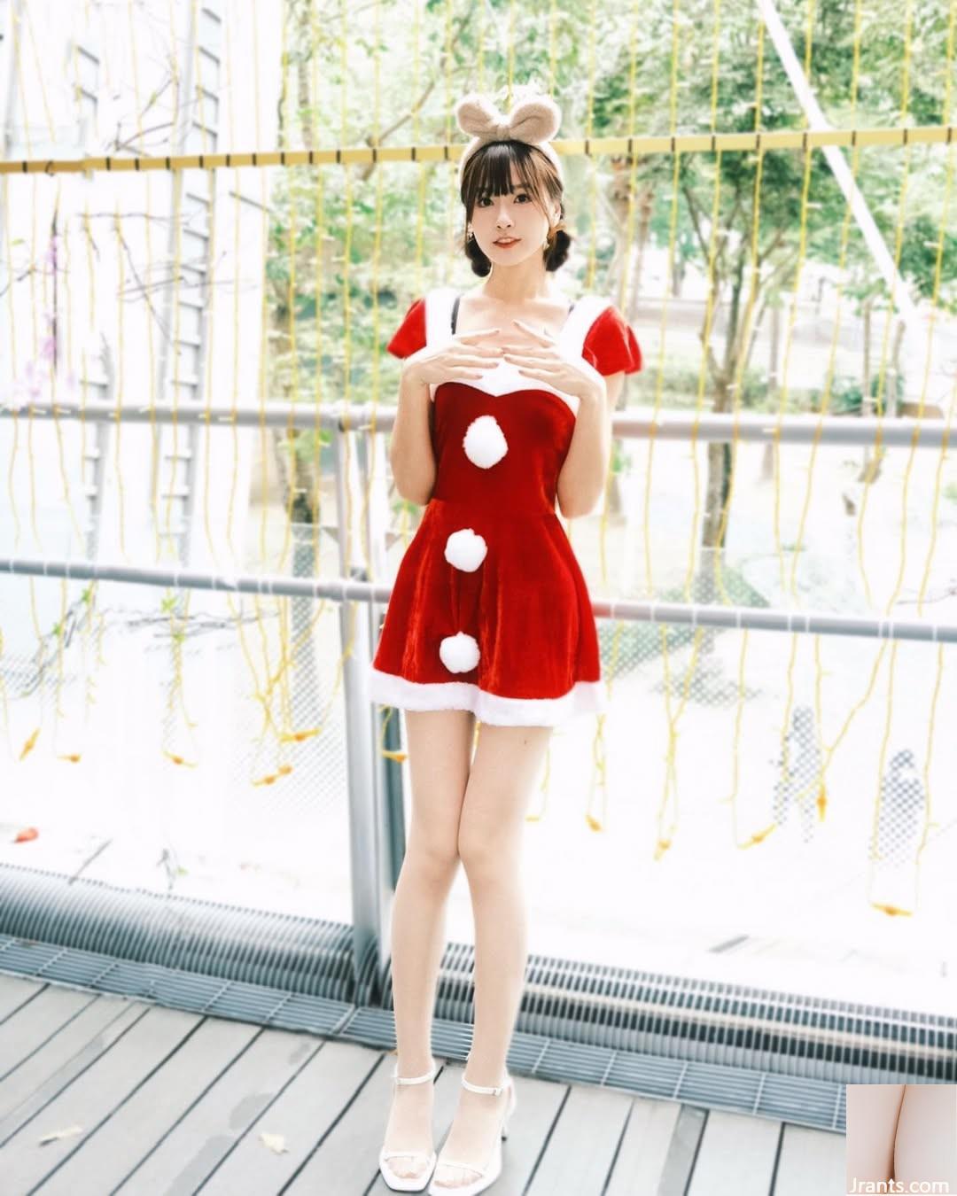 Ngực nhỏ “Guo Simin” mỉm cười ngọt ngào (24p) - Ảnh 12