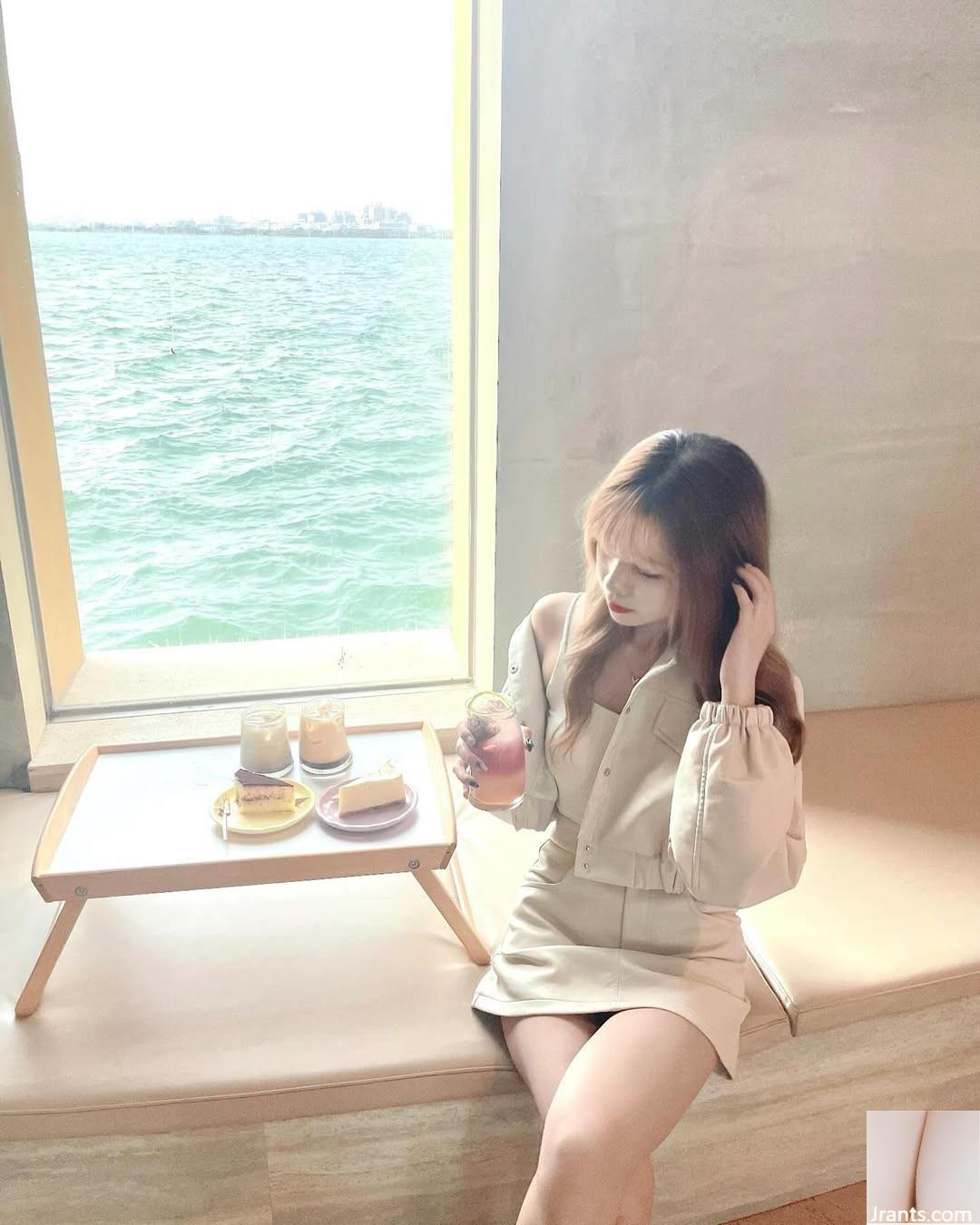 Bộ ngực tròn và xinh đẹp “Huahua” có ngoại hình ngọt ngào và siêu quyến rũ khi mỉm cười (21p) - Ảnh 17