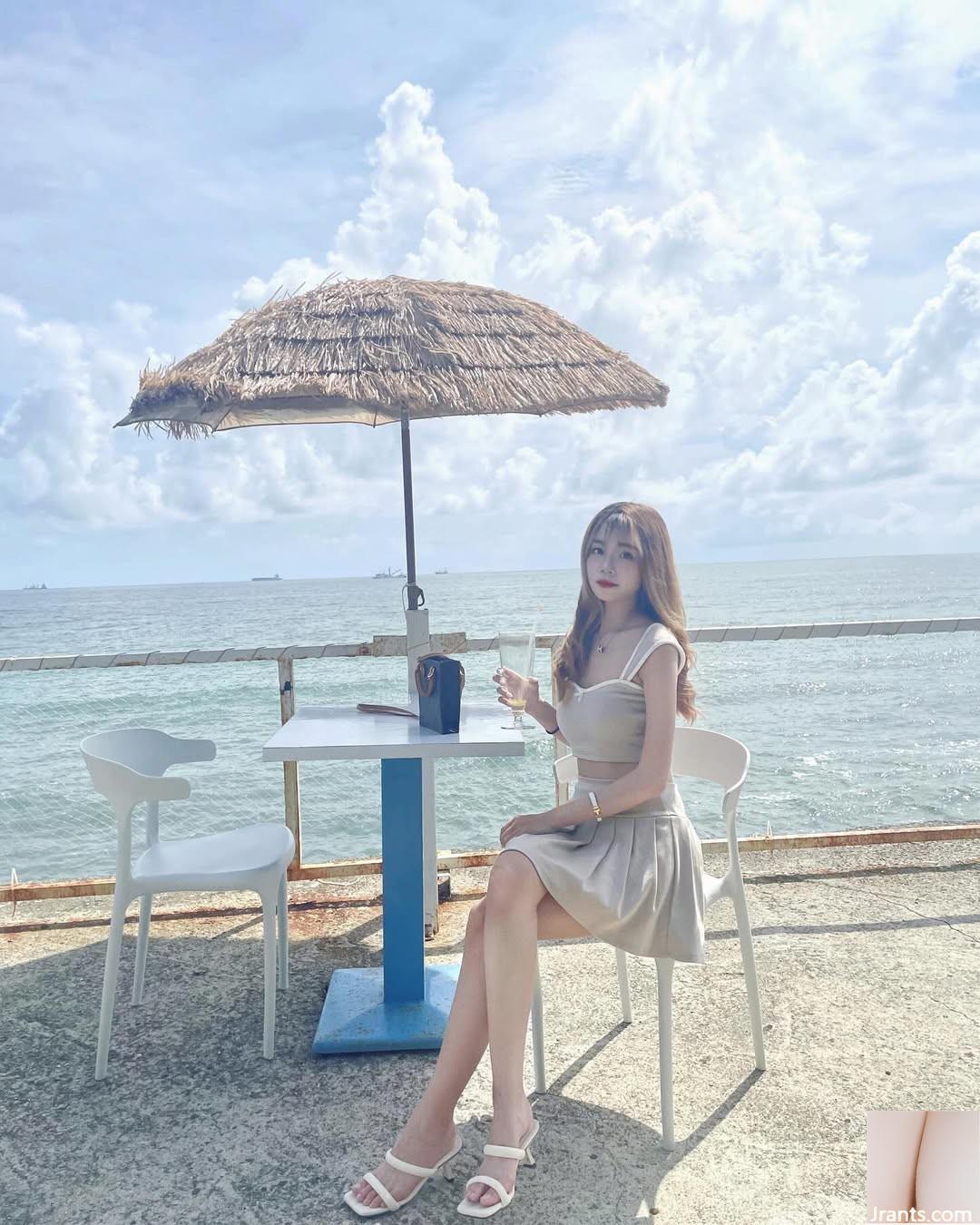 Bộ ngực tròn và xinh đẹp “Huahua” có ngoại hình ngọt ngào và siêu quyến rũ khi mỉm cười (21p) - Ảnh 8