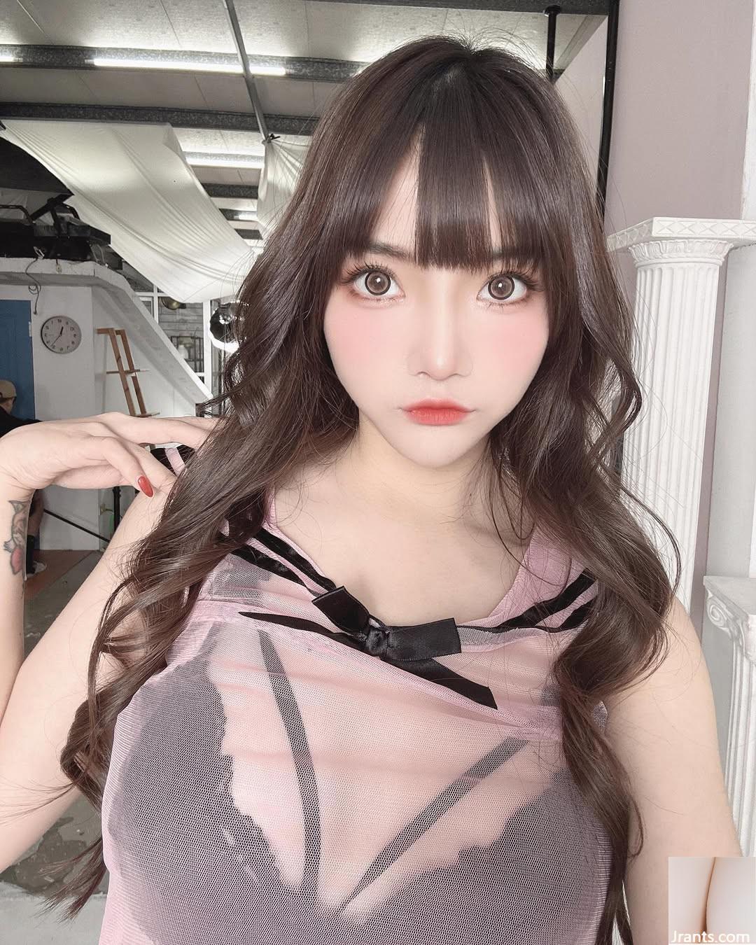 “Xu Momo” có một đường cong cơ thể hoàn hảo (20p) - Ảnh 18