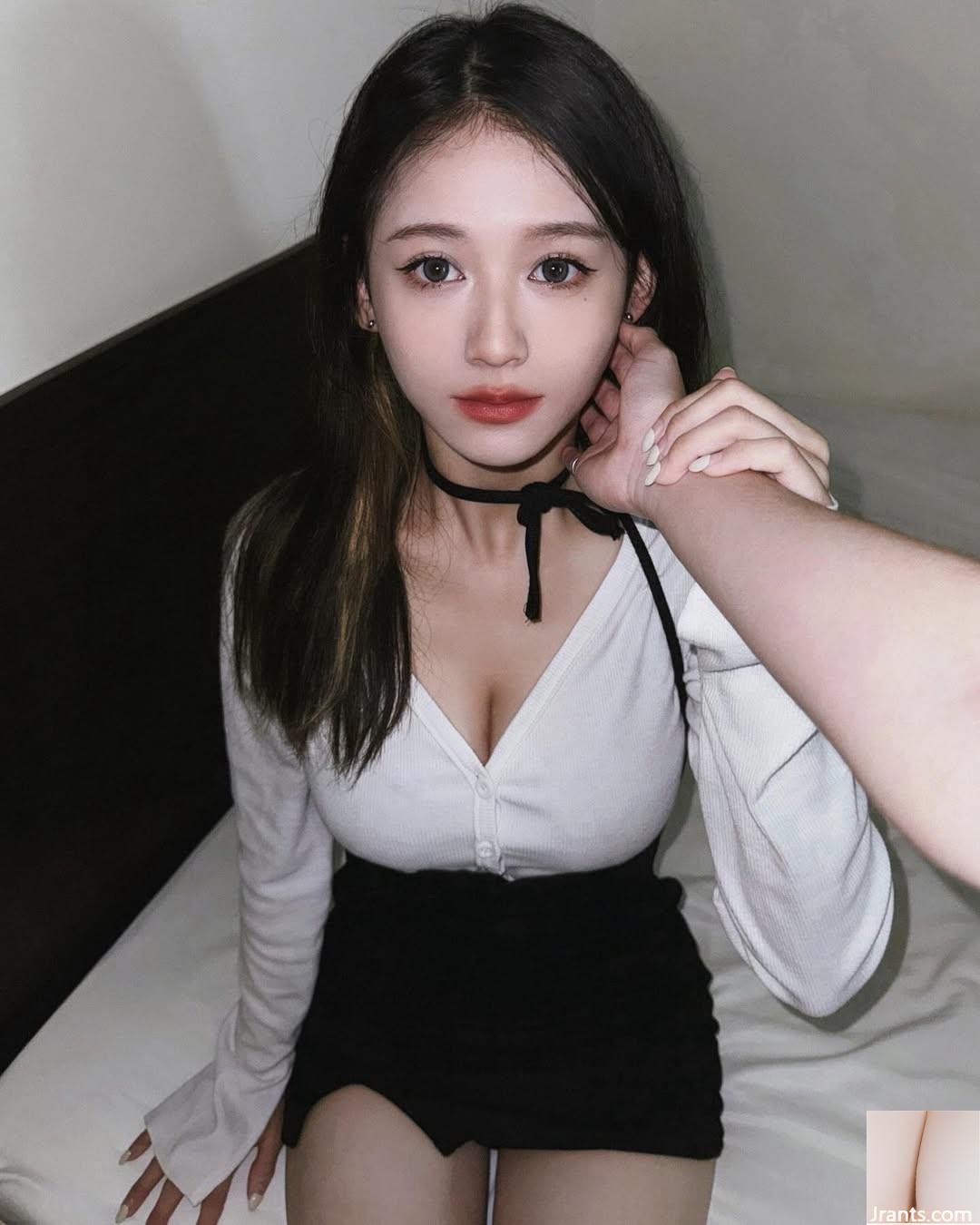 Ảnh gợi cảm và cay “Xiao Yun” Bộ ngực đẹp chinh phục bạn (24p) - Ảnh 15