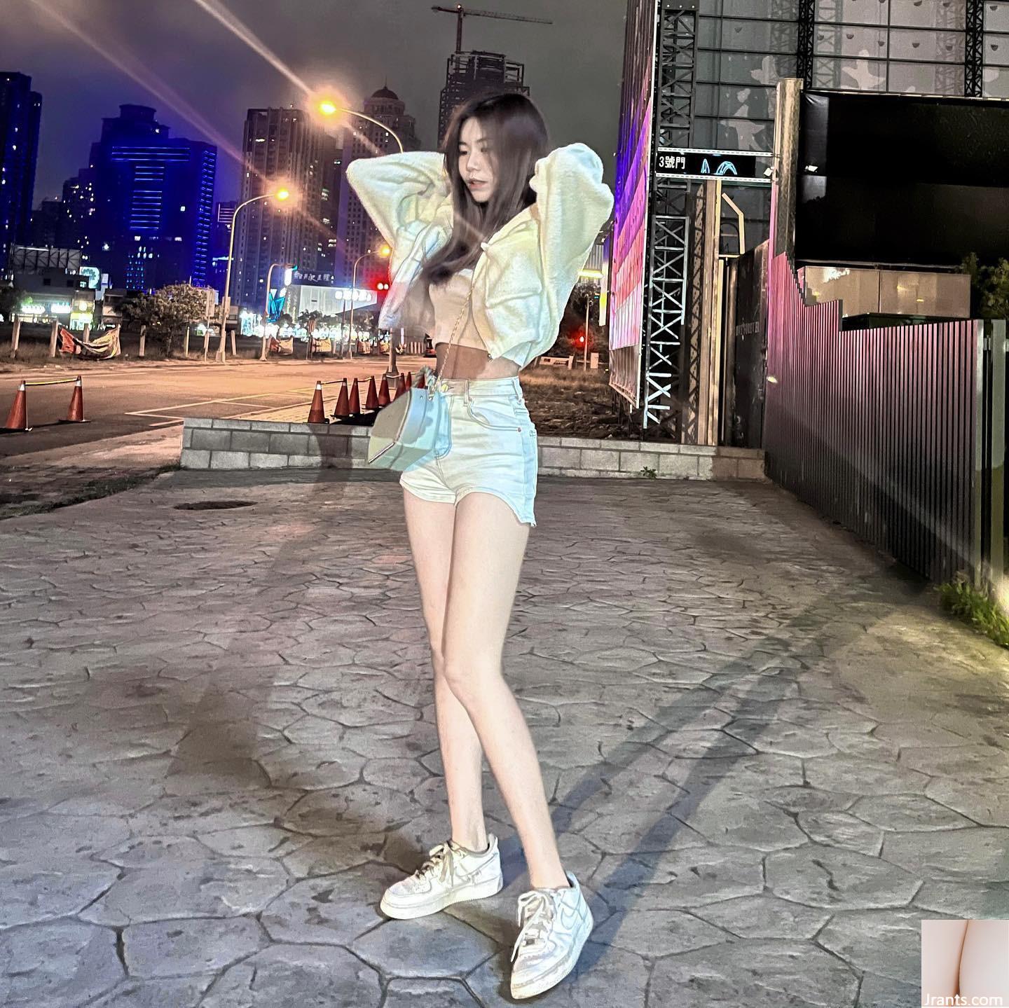 Một cám dỗ vú thon gọn và tính khí “Chen” và cơ thể mỏng (22p) - Ảnh 12