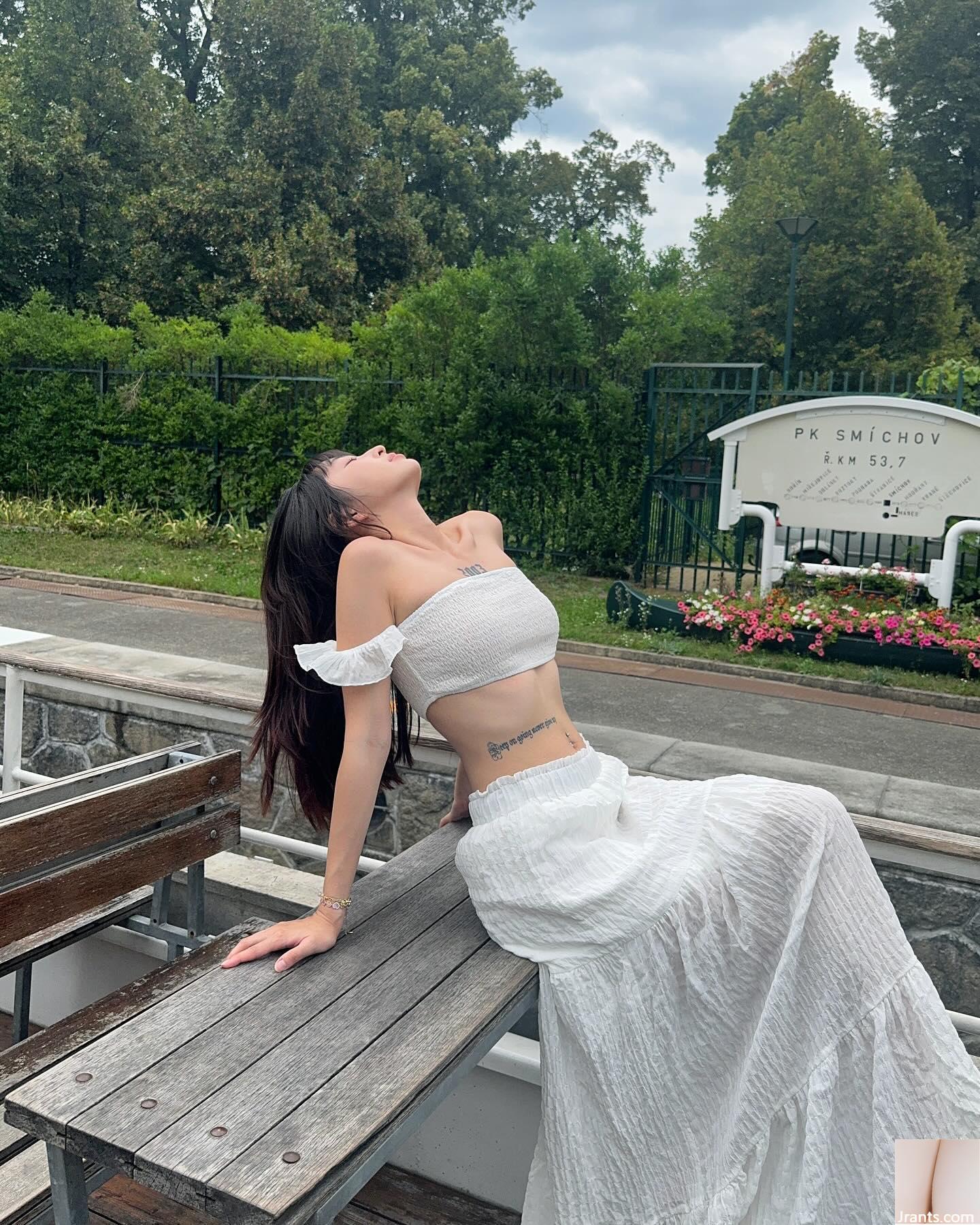 Đường cong Hot S “Bài hát VV” quá nóng (22p)