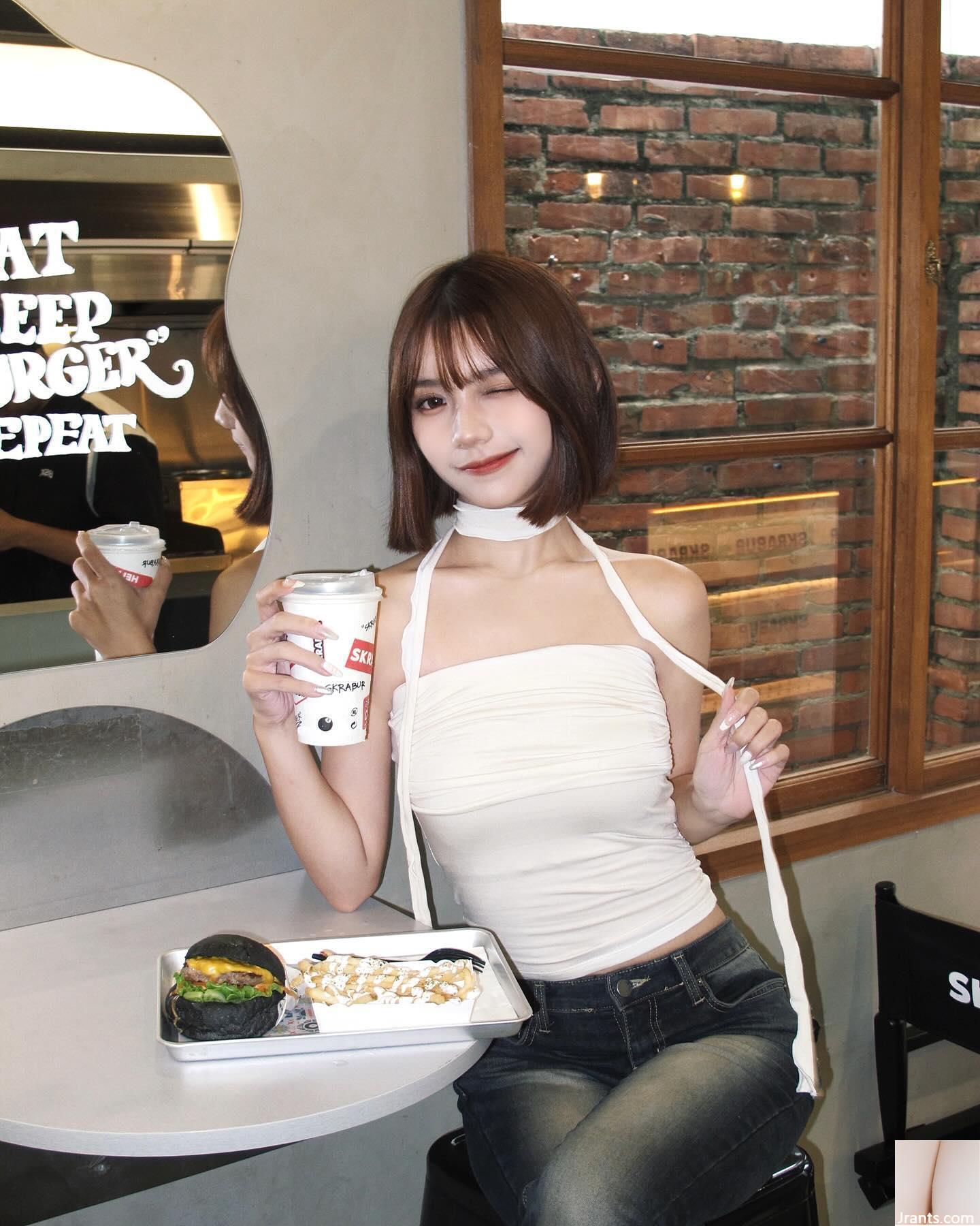 Tính khí trống rỗng “Xiao Ruo” có khuôn mặt ngọt ngào say mê (16p) - Ảnh 10