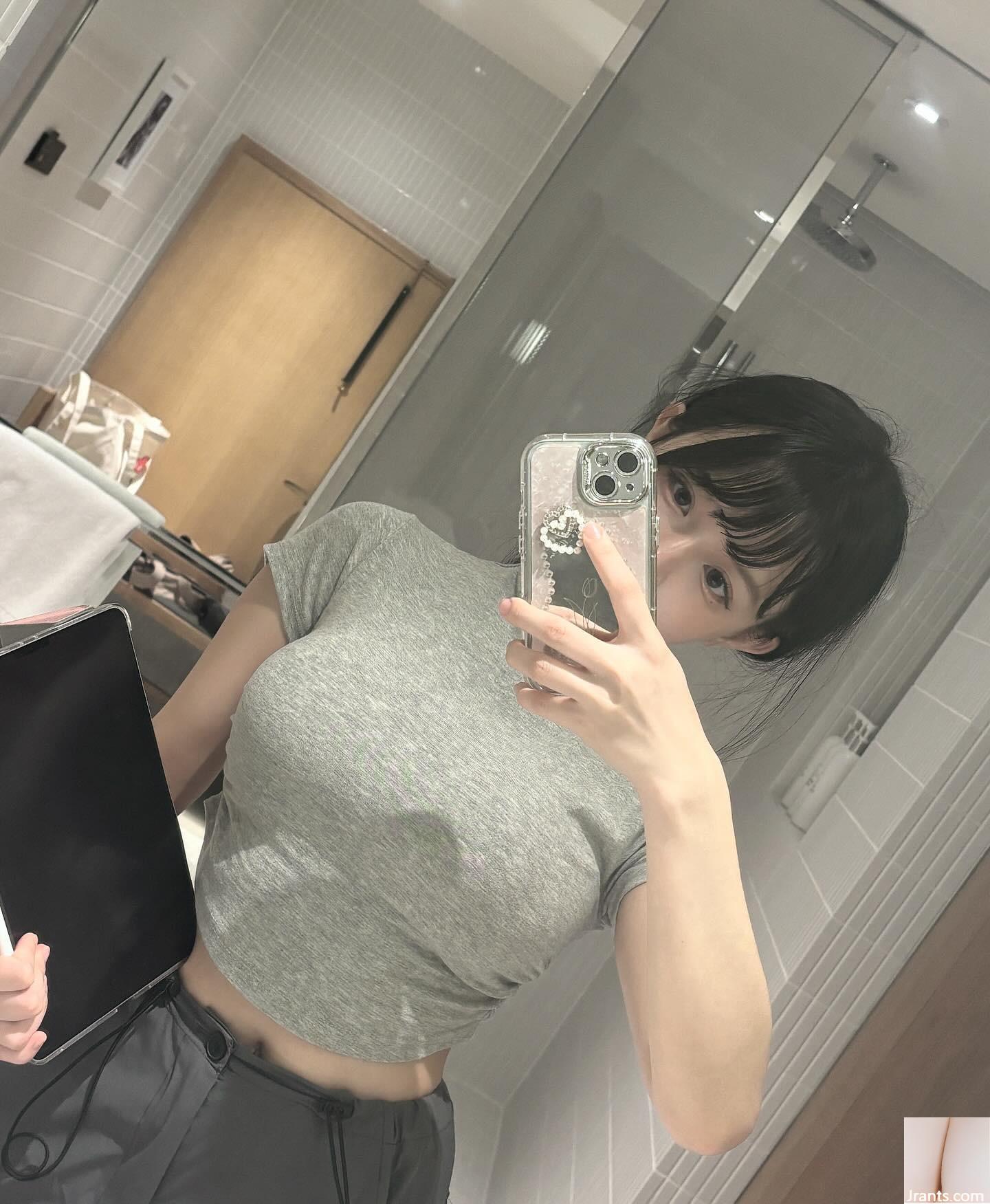 Hương vị ngọt ngào của “qianqian” với bộ ngực cắt thấp được dự định để tan chảy! - Ảnh 10