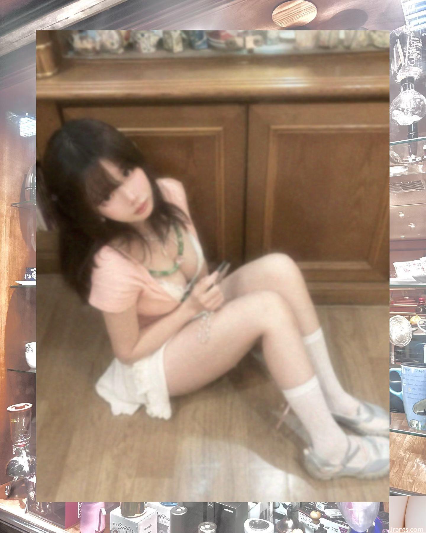 Hương vị ngọt ngào của “qianqian” với bộ ngực cắt thấp được dự định để tan chảy! - Ảnh 9