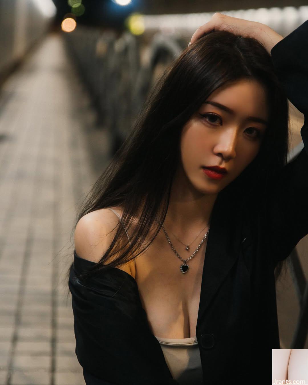 “Zoe Ruoyi” có bộ ngực đẹp, làn da trắng và làn da tuyệt vời (10P) - Ảnh 8