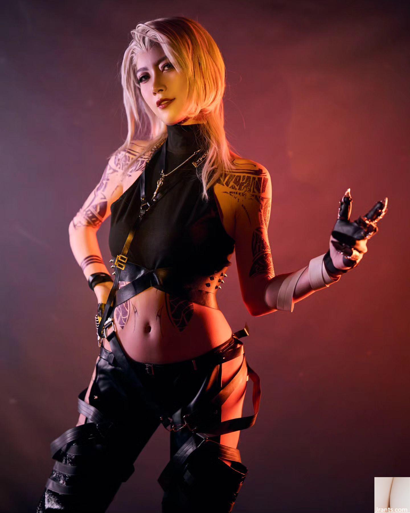 Trang phục cắt thấp làm cho cư dân mạng “Yami” trông quyến rũ (11p) - Ảnh 3