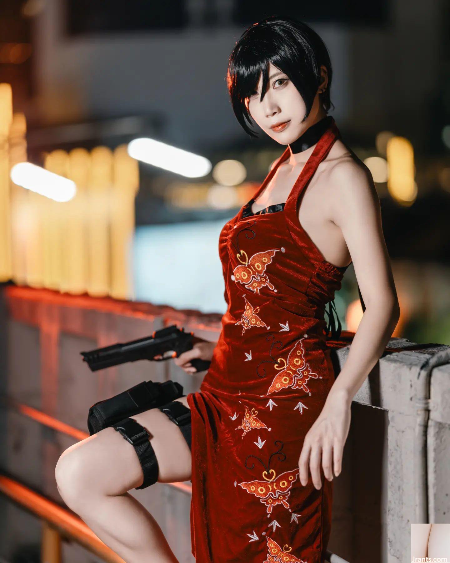 Trang phục cắt thấp làm cho cư dân mạng “Yami” trông quyến rũ (11p) - Ảnh 6