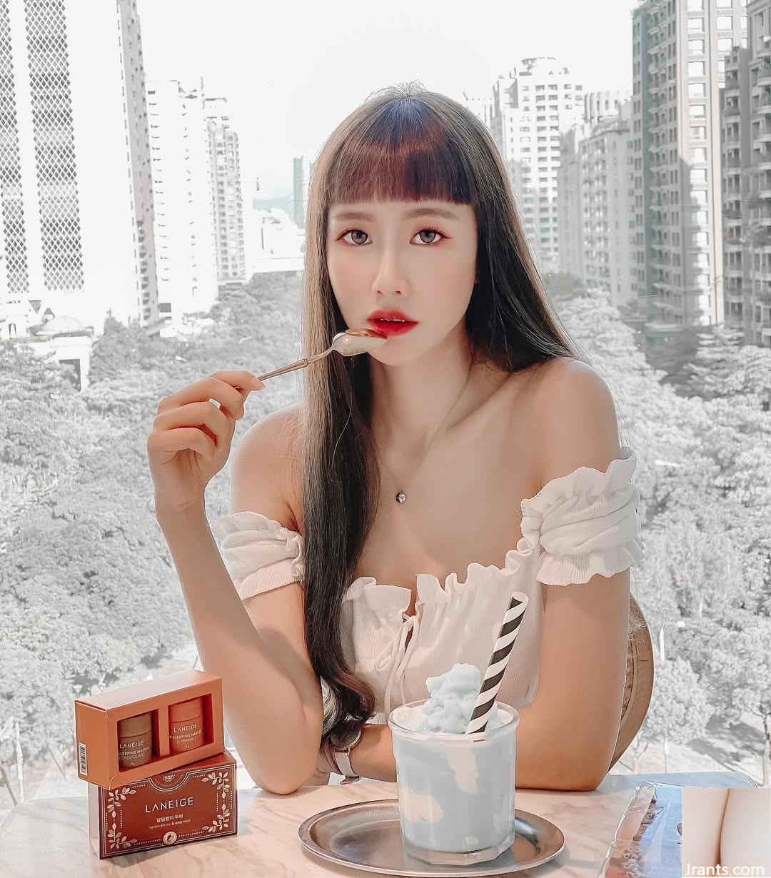 Vẻ đẹp nóng tính “Cherhsieh” có làn da trắng và mềm cho thấy sự cám dỗ của những quả bóng đôi (46p) - Ảnh 22