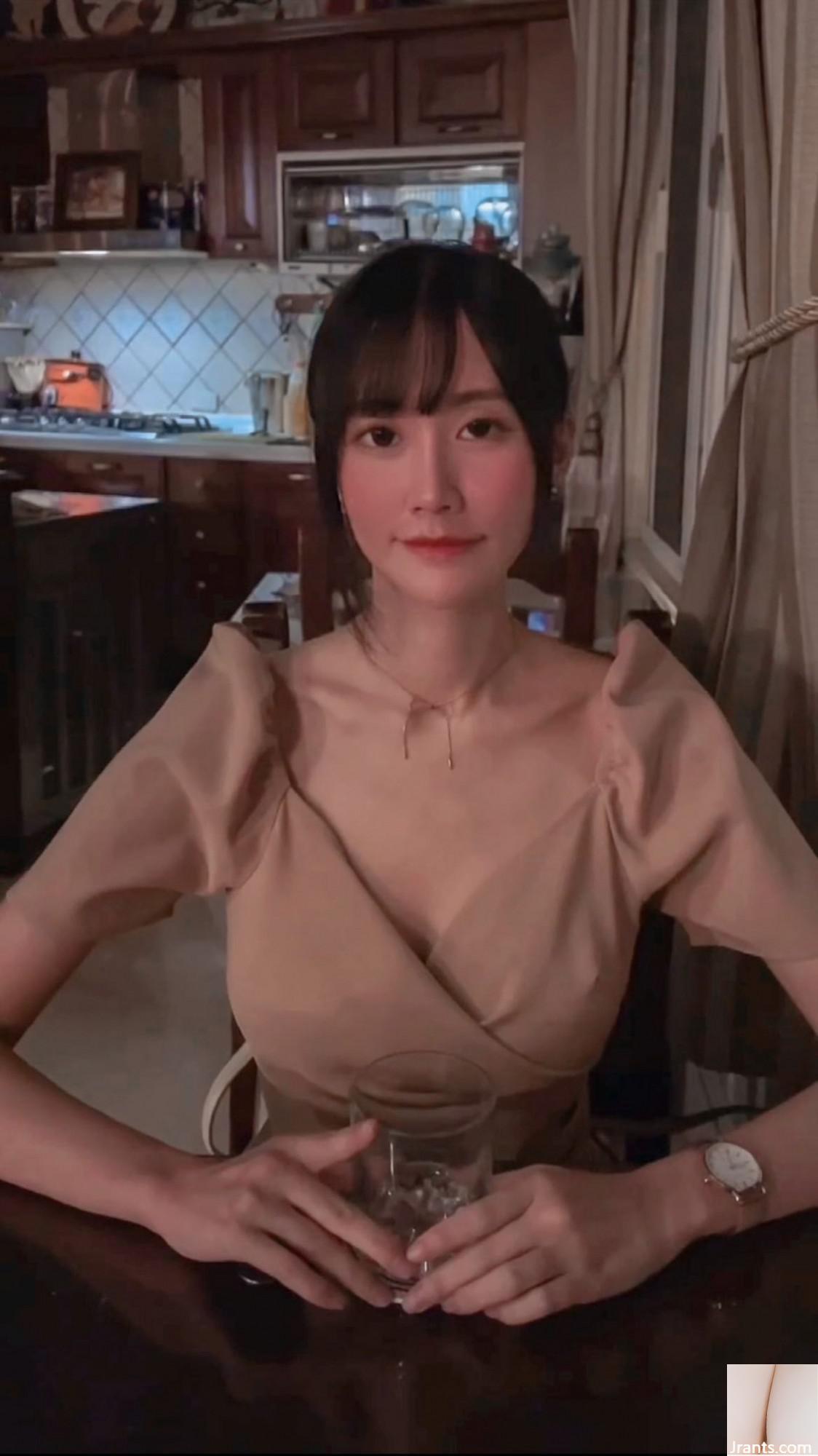 Vẻ đẹp nóng tính “Cherhsieh” có làn da trắng và mềm cho thấy sự cám dỗ của những quả bóng đôi (46p) - Ảnh 28